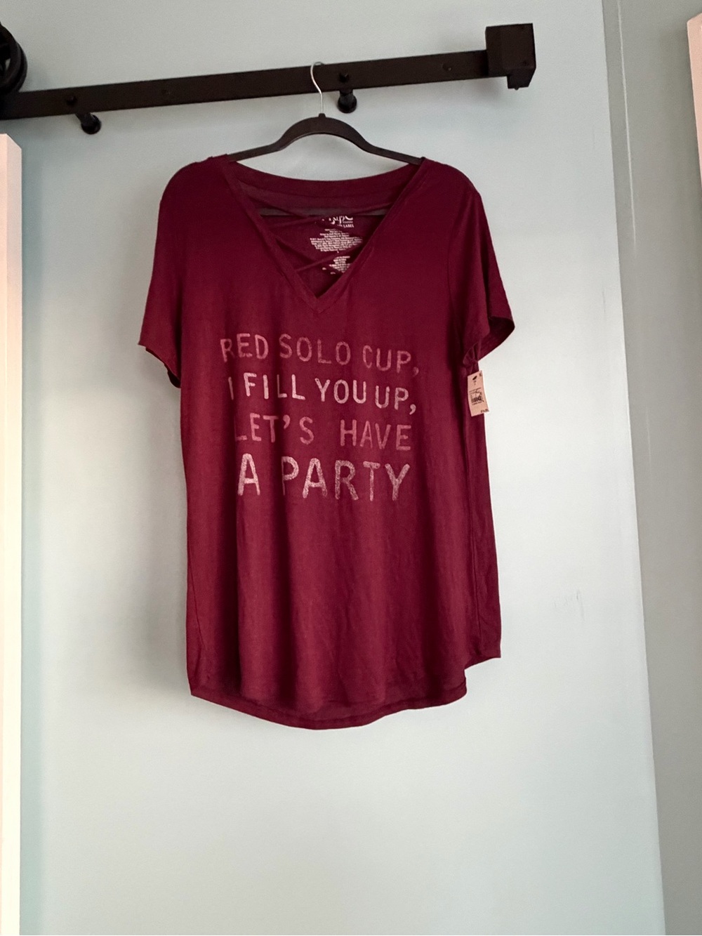 Lyric Culture Red Solo Cup Women’s Large Burgundy Graphic Tee